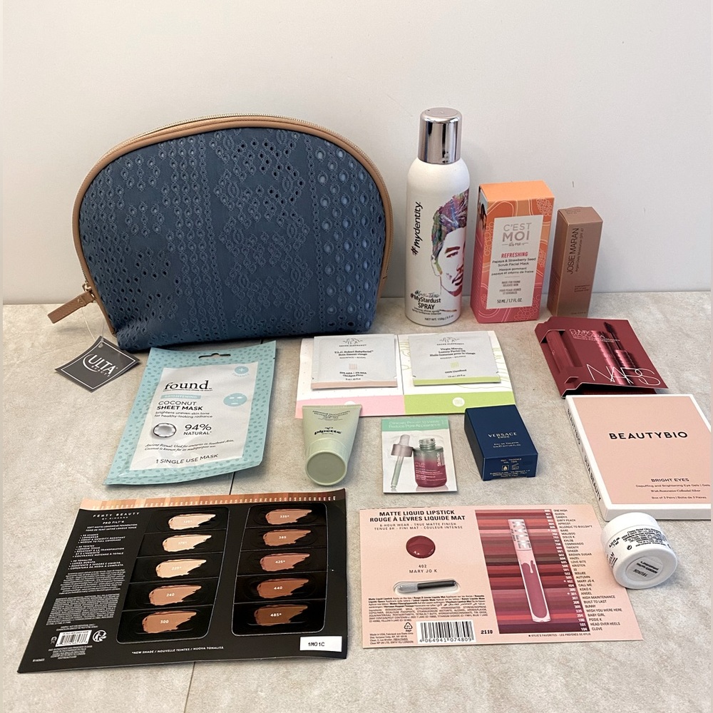 Blue Eyelet makeup bag with samples
